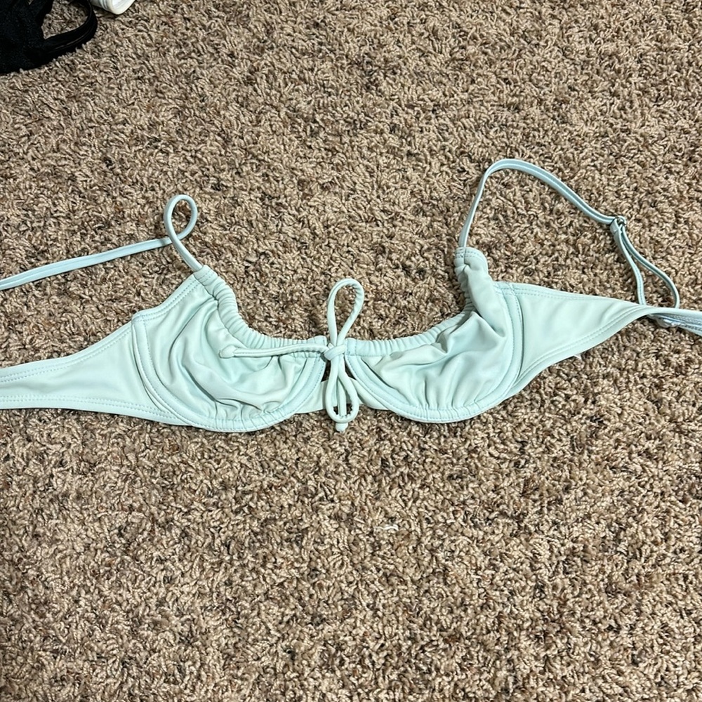 Underwire, target swimsuit and size small